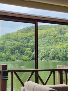 Экскурсия в Кабардино-Балкарию из Владикавказа: Мамисон Тревел