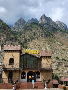 Экскурсия в Кабардино-Балкарию из Владикавказа: Мамисон Тревел