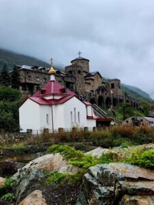 Туры в Осетию от Мамисон Тревел: горы, культура, комфорт
